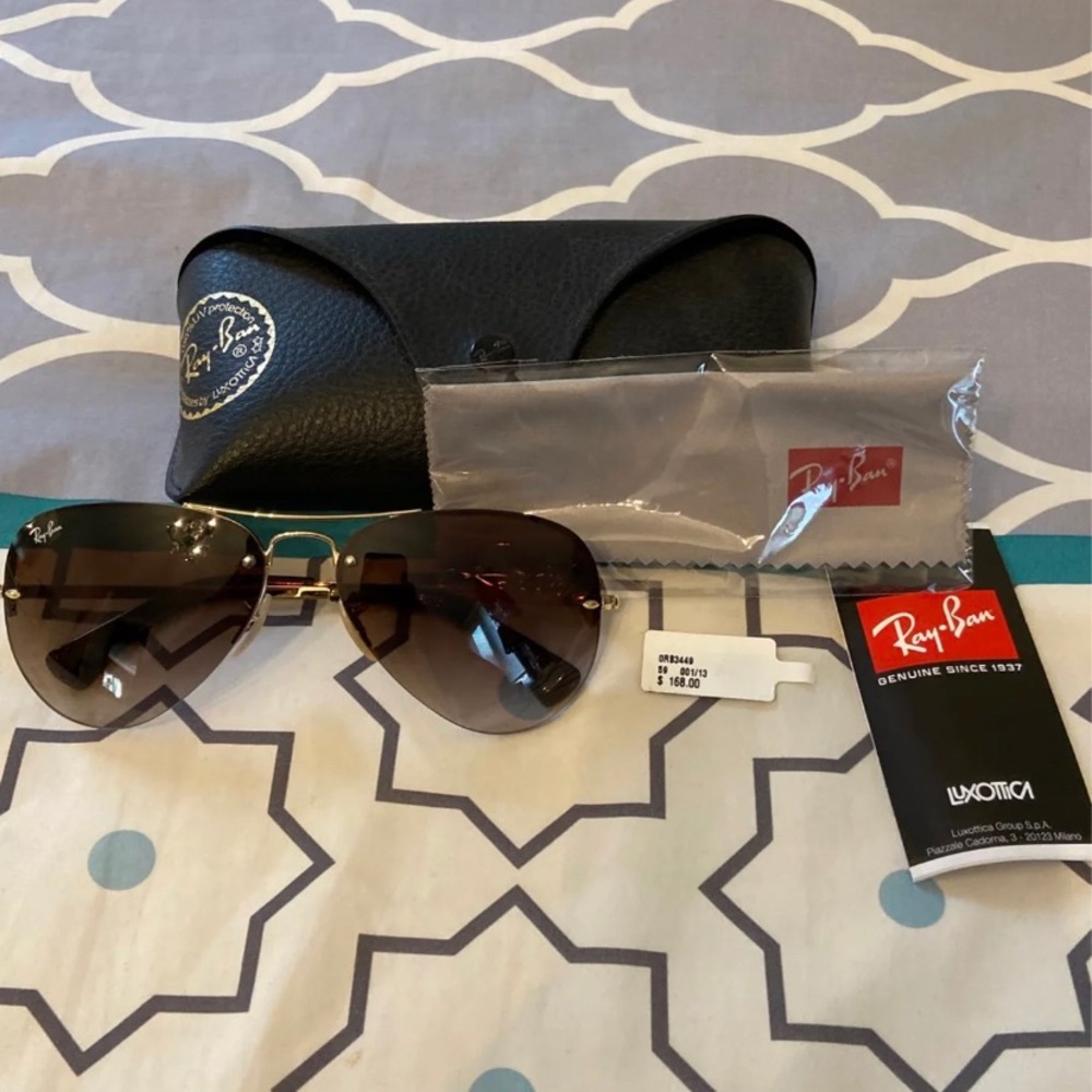 NWT Ray Ban RB3449